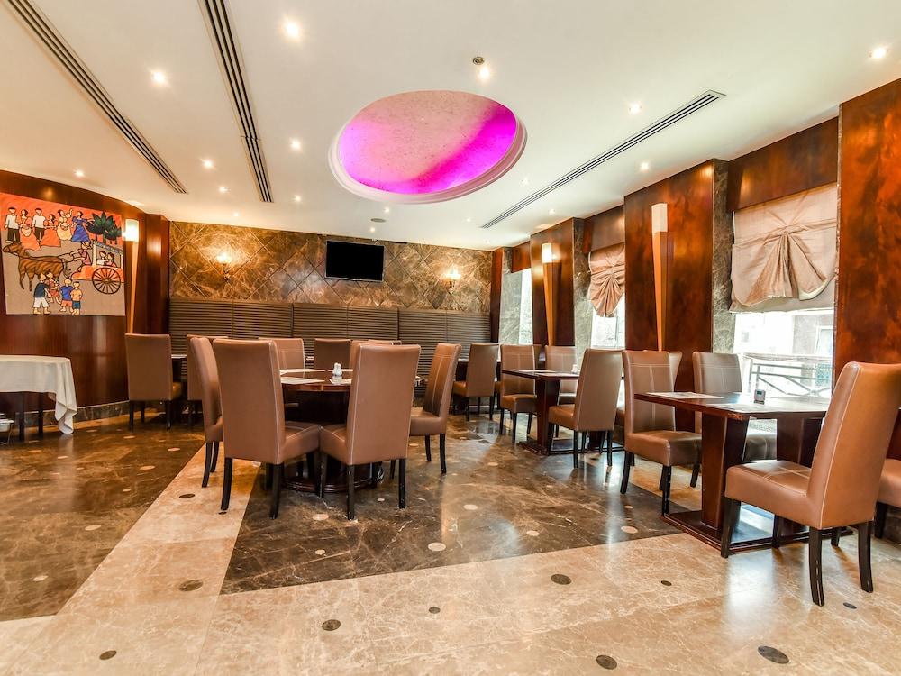 لاندمارك سوميت 4* دبي